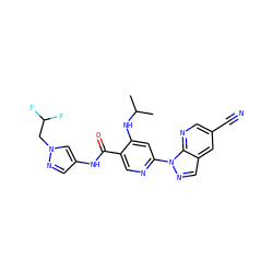 CC(C)Nc1cc(-n2ncc3cc(C#N)cnc32)ncc1C(=O)Nc1cnn(CC(F)F)c1 ZINC001772654768