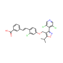 CC(C)c1onc(-c2c(Cl)cncc2Cl)c1COc1ccc(/C=C/c2cccc(C(=O)O)c2)c(Cl)c1 ZINC000044404630