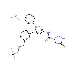 COCc1cccc(-n2nc(NC(=O)[C@@H]3CNC(=O)C3)cc2-c2cccc(COCC(F)(F)F)c2)c1 ZINC000169707396