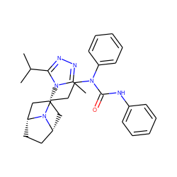 Cc1nnc(C(C)C)n1[C@@H]1C[C@@H]2CC[C@H](C1)N2CCCN(C(=O)Nc1ccccc1)c1ccccc1 ZINC000101162720