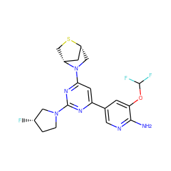 Nc1ncc(-c2cc(N3C[C@@H]4C[C@H]3CS4)nc(N3CC[C@H](F)C3)n2)cc1OC(F)F ZINC000653758403